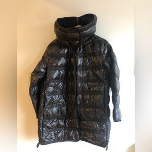 Oversized down-filled winter jacket. Perfect jacket to stay warm this winter!